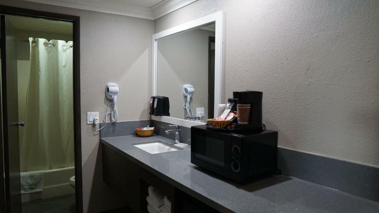 Hawthorne Plaza Inn Near Lax Εξωτερικό φωτογραφία